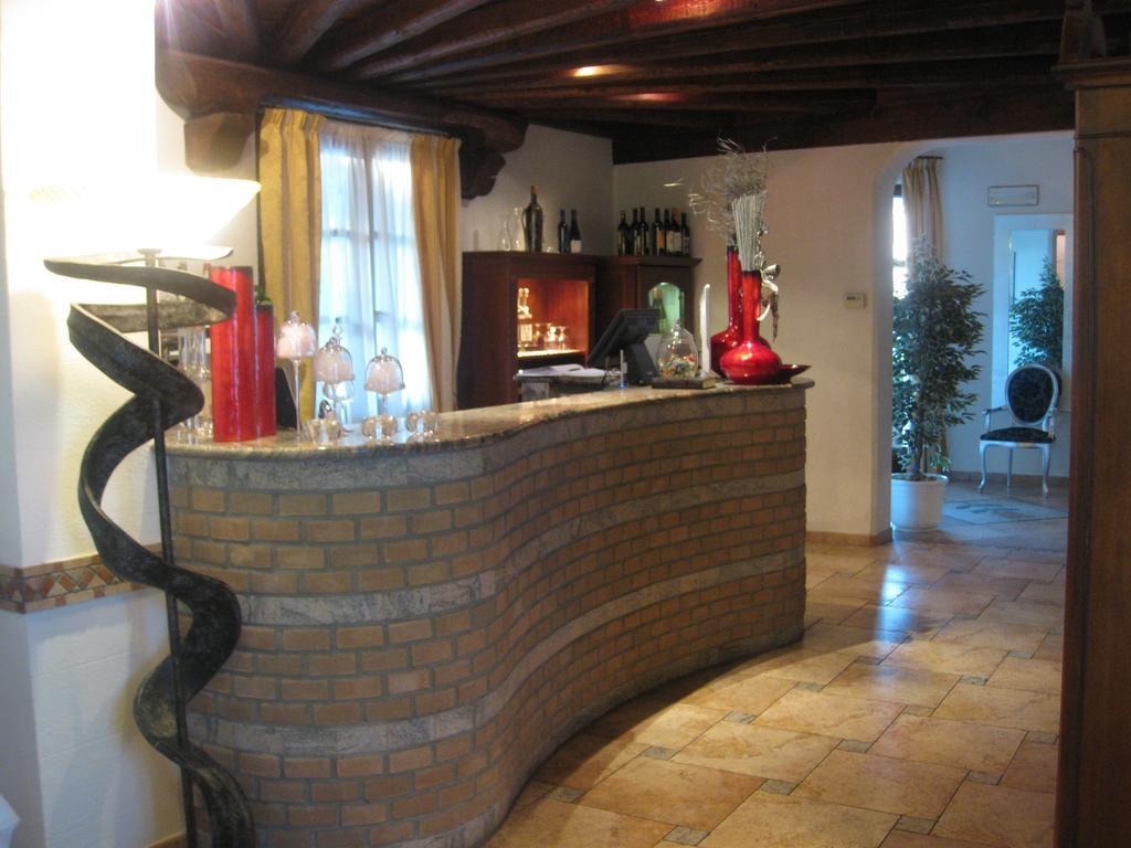 Albergo Giardino Sannazzaro de' Burgondi Exterior foto